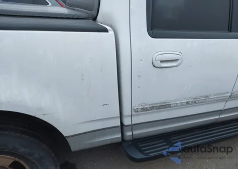 2003 Ford F-150 Lariat/Xlt из США, поврежденный, VIN 1FTRW07673KA17239